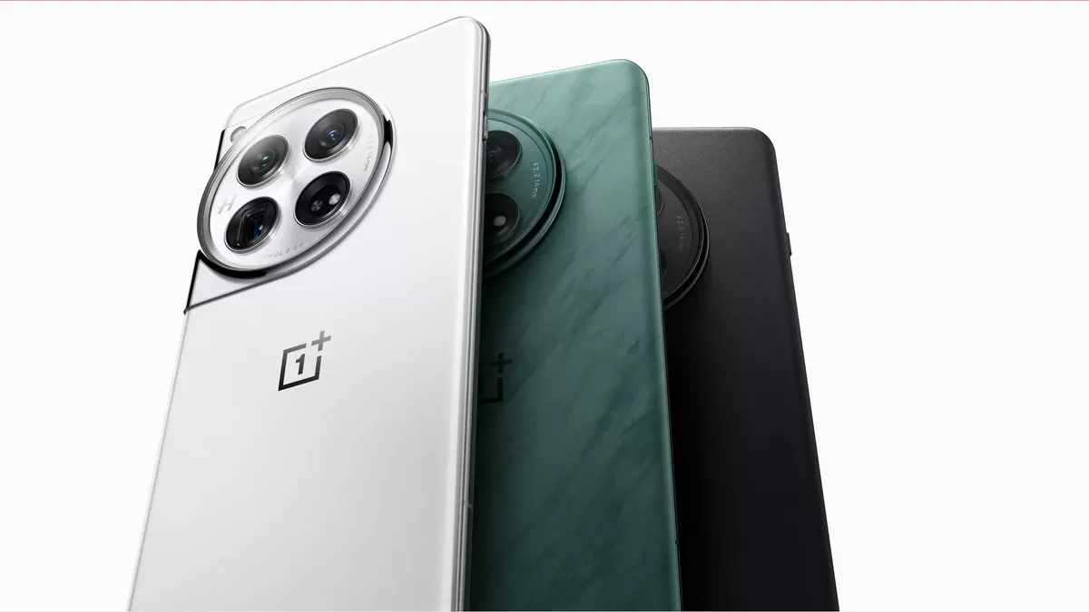 who makes the oneplus phone